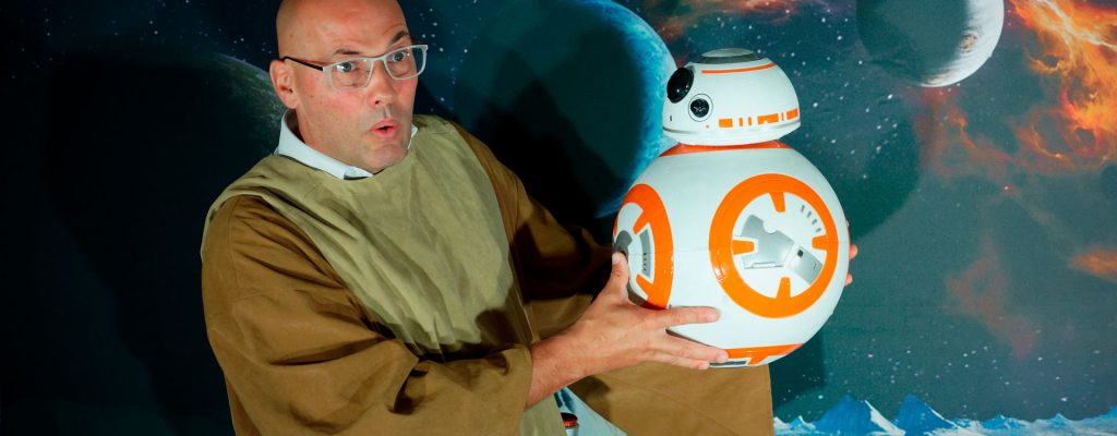 magicien et BB8 R2D2 C6PO